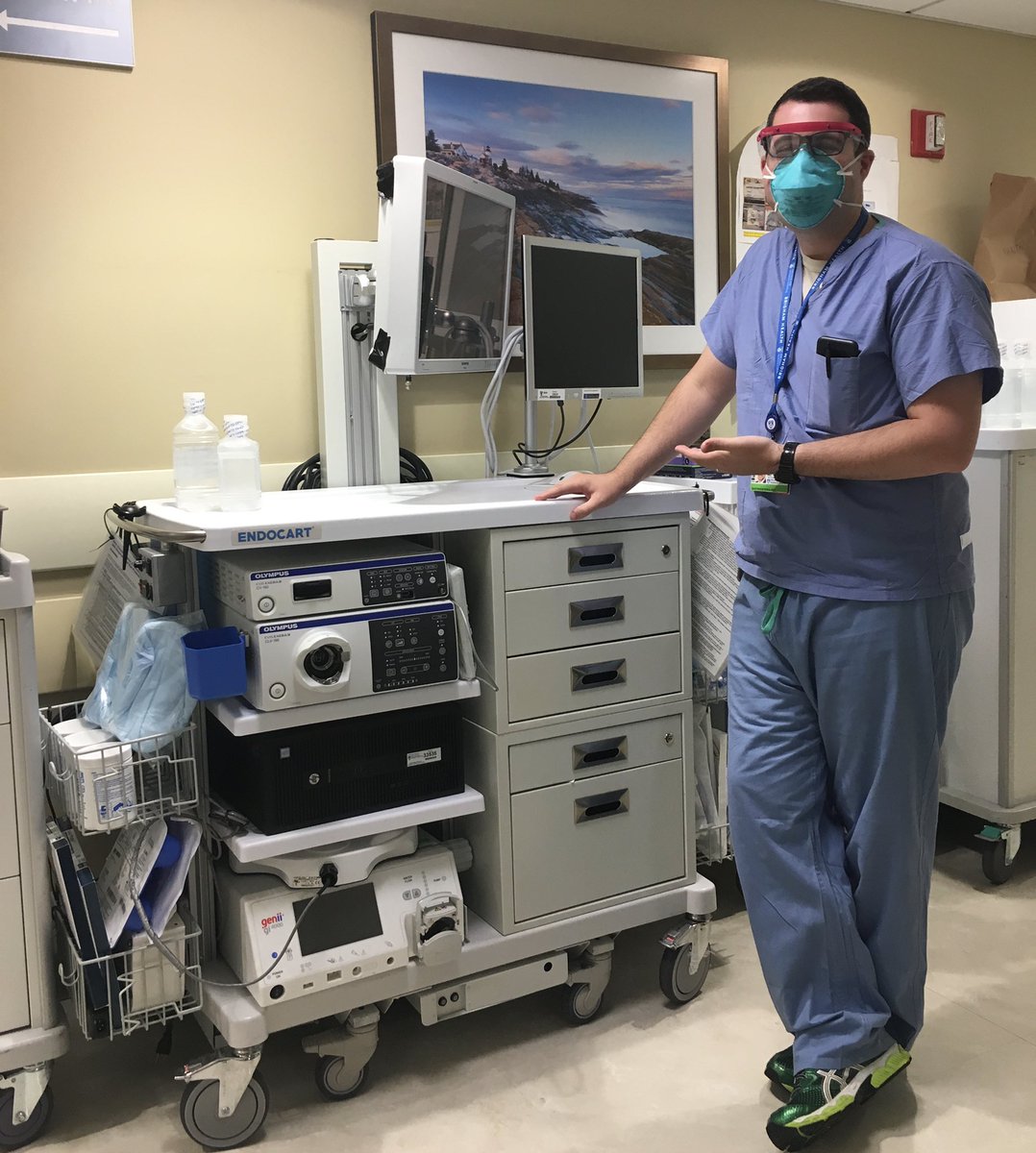 Meanwhile our 1st-yr fellow @RyanFlanaganMD is busy getting “The Cart” ready to deliver a travel #endoscopy case to the ICU on the inpatient GI consult service. #UberScopes

#BrighamGIFellows #GIConsult #Pursueyourpassion #Makethedaycount #FutureofGI