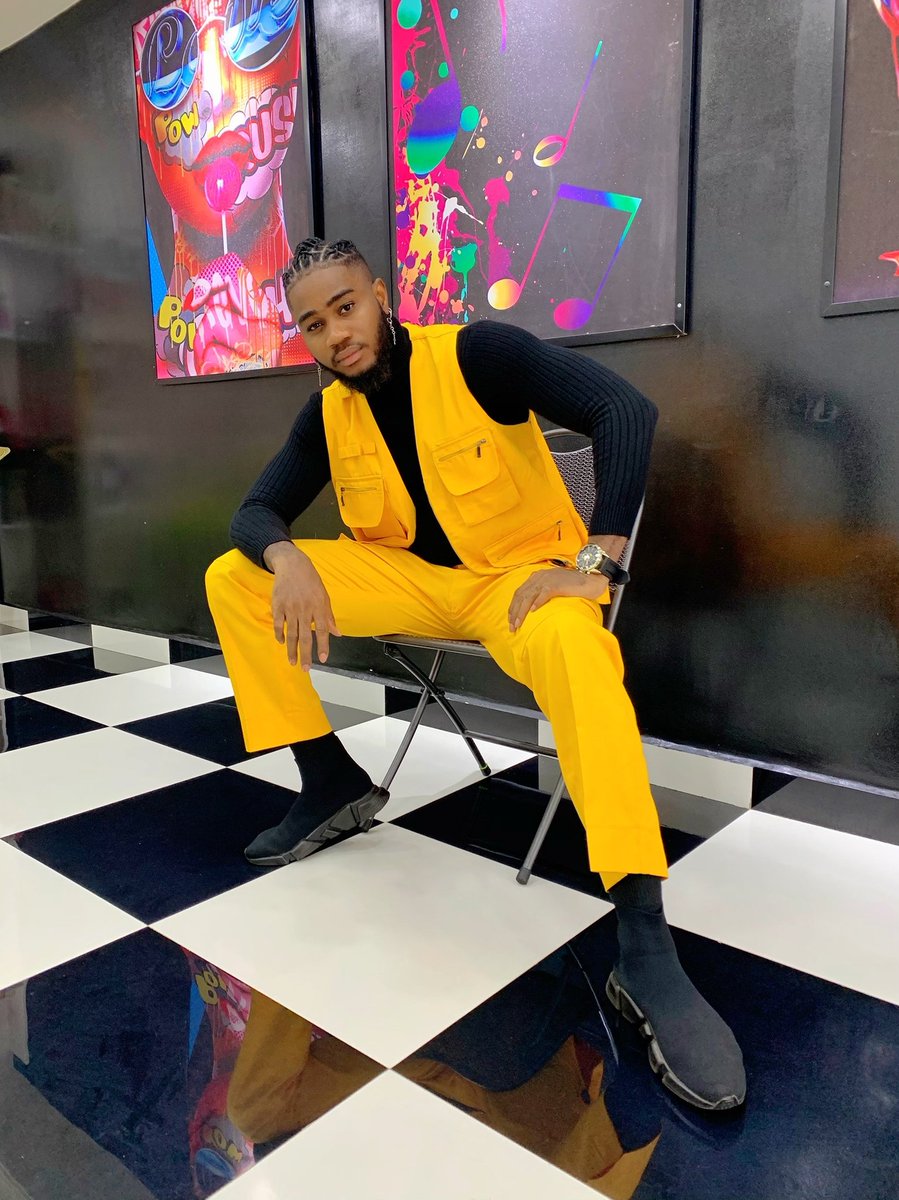 praisenelson_'s tweet photo. Being a true gentleman never goes out of fashion.
FIT : @nonnistics
#BBNaija #CARARMIES #TeamPraise #BBNaijialockdown2020 #XplicitBrand https://t.co/P2mYueG7Qp