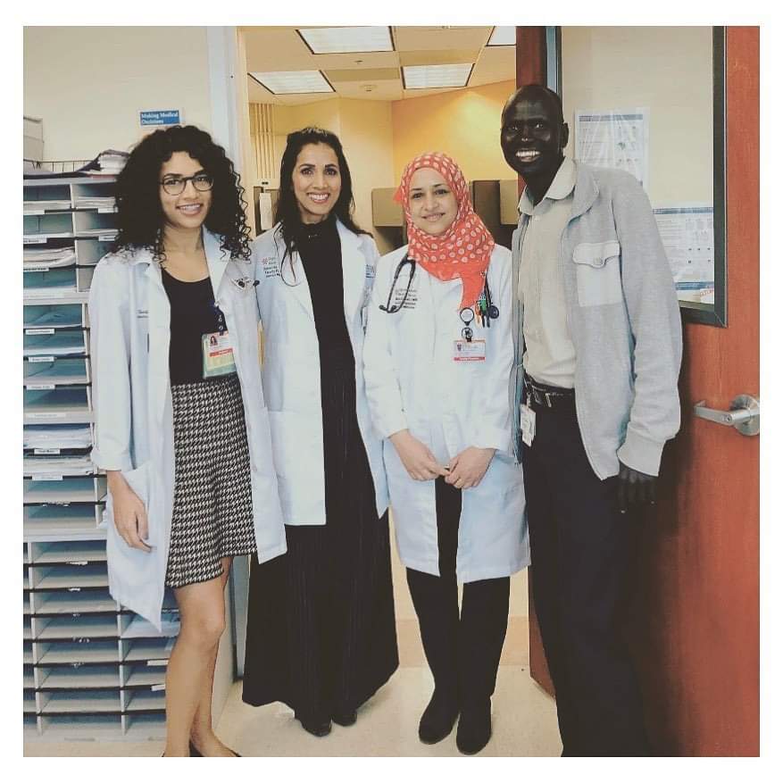 CreightonIMPhx's tweet photo. Who are we -
Creighton University Internal Medicine program in Phoenix
90+ residents
2 training sites
Strong focus on education
Focus on wellness
Serving vulnerable &amp; underserved
Check out our photos from pre-covid era 
#medtwitter #MedStudentTwitter #match2021 #residency https://t.co/Vr9ikA1lHr