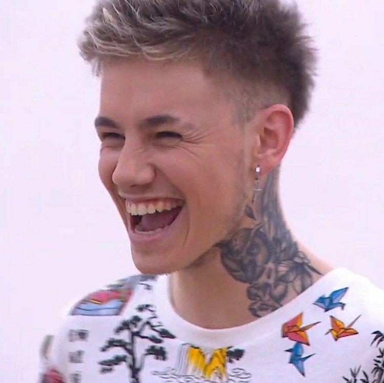 HttpsShippeot's tweet photo. Venga mi niño te vamos a llevar a lo más alto @SoyHugoOT2020 #hugocobovevo https://t.co/yBw8Mq7pOQ
