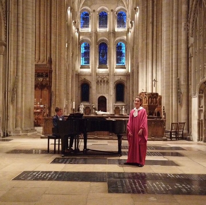 Norwich Cathedral tweet media