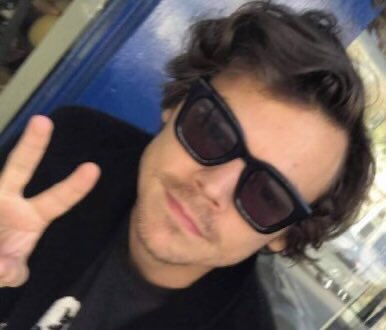 THIS PICTURE A VERY NECESSARY THREAD