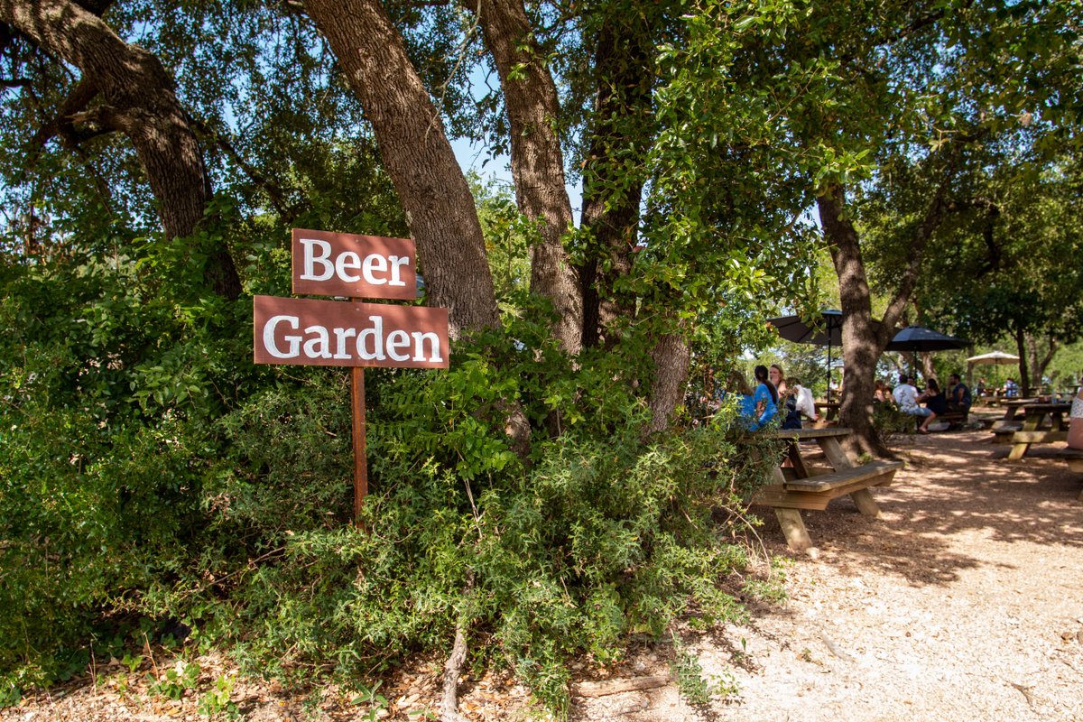jesterkingbeer's tweet photo. THE LANDS OF JESTER KING: THE BEER GARDEN

Relax in our expansive beer garden, just a short walk from our Pole Barn food &amp; beverage pickup area! 

Book your next visit Wednesdays -Thursdays at https://t.co/0v7FY0oXi8
 #texashillcountry #jesterking #timeplacepeople #beer https://t.co/mzlFjlD7Ya