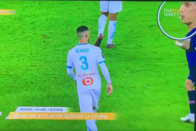 lequipe's tweet photo. Angel Di Maria a bien craché vers Alvaro Gonzalez 

Des images diffusées par Téléfoot ont bien montré qu'Angel Di Maria (PSG) avait craché volontairement en direction d'Alvaro Gonzalez (OM) dimanche soir https://t.co/NjEMvjTAIR https://t.co/PLQpu4P9nz