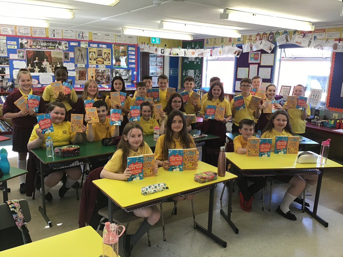 MillburnSchool's tweet photo. Our Year 1 and Year 7 children were thrilled to receive two lovely books today, supplied by @BookTrustNI . We hope our youngest and eldest pupils get hours of enjoyment from them! 📚
#millburnequalssuccess
#readandsucceed https://t.co/eWyleMtqme