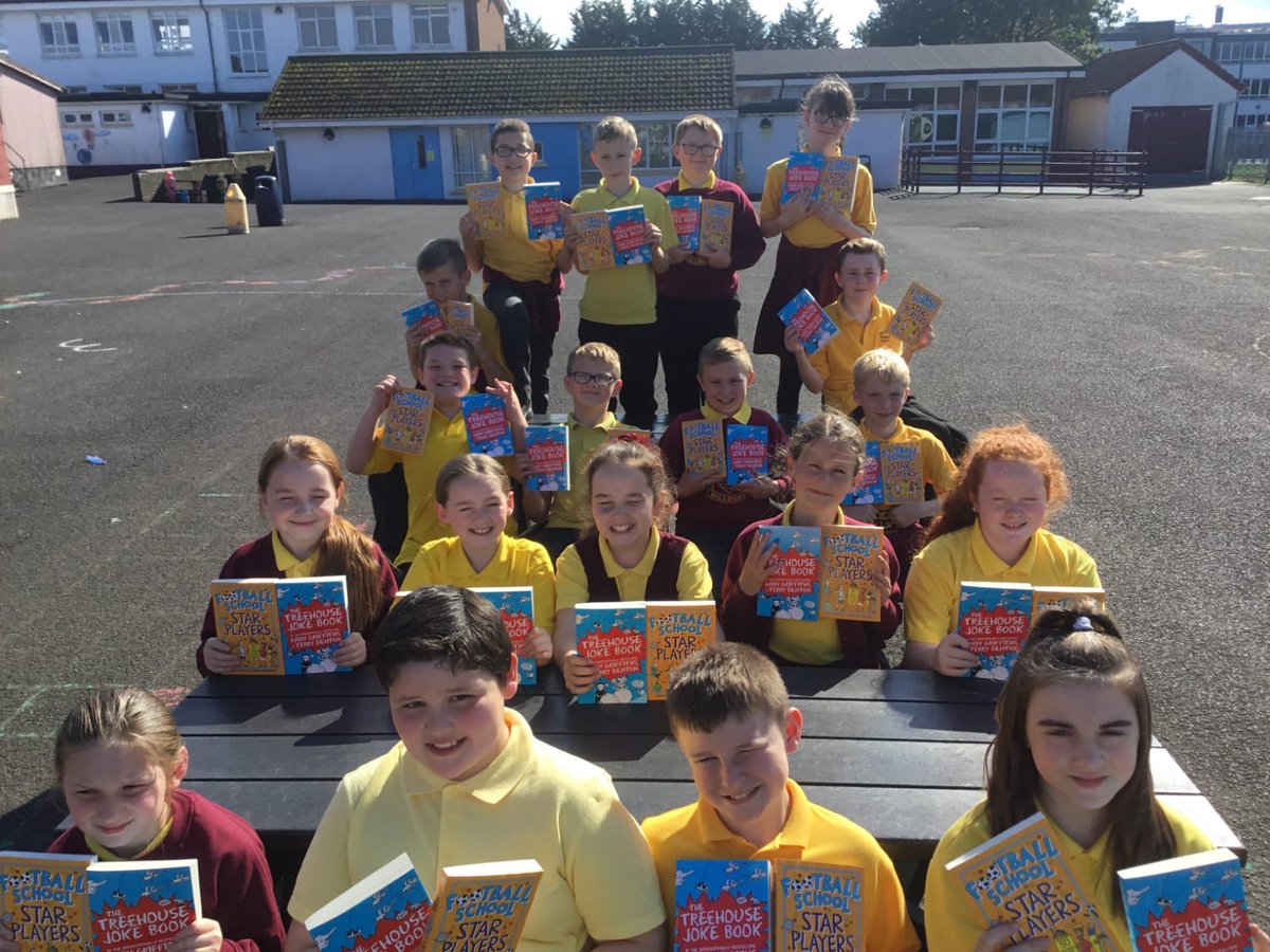 MillburnSchool's tweet photo. Our Year 1 and Year 7 children were thrilled to receive two lovely books today, supplied by @BookTrustNI . We hope our youngest and eldest pupils get hours of enjoyment from them! 📚
#millburnequalssuccess
#readandsucceed https://t.co/eWyleMtqme