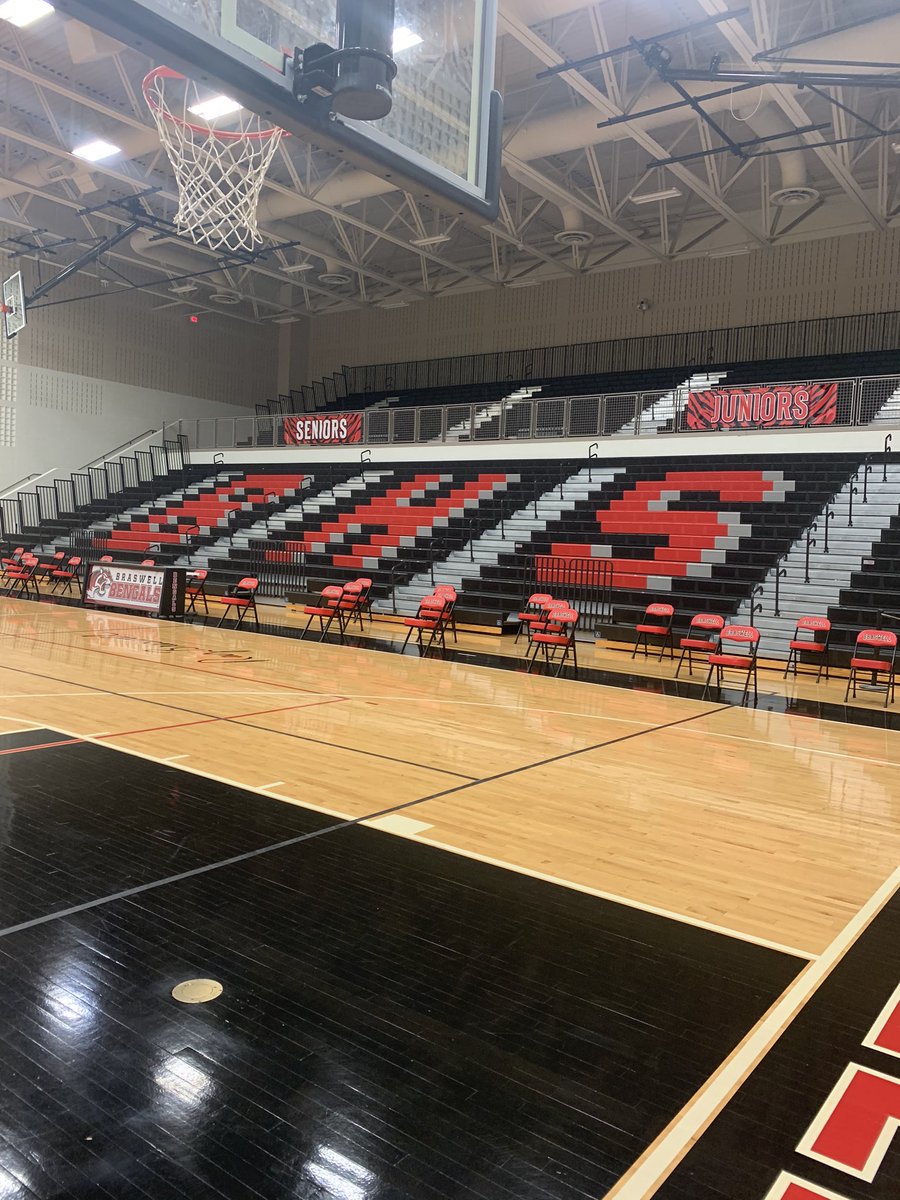 CSOSUAVE17's tweet photo. The calm before the storm!! @BengalTough #ItsAbout2GoDown #BengalExcellence https://t.co/e1ryYphiOt