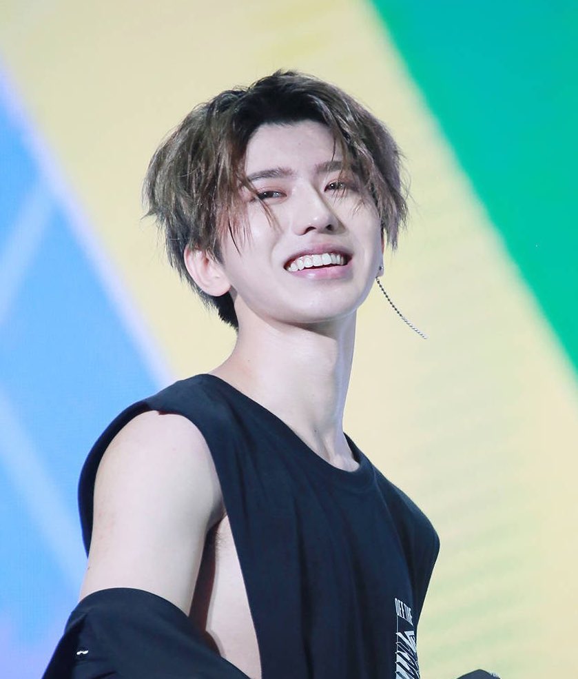 Cai Xukun-Leader, Vocalist, Rapper, Center-Birthday: August 2nd, 1998-Fandom name: ikun-Soloist under name Kun-Also a dj -Former SWIN member -Likes basketball, swimming and fitness-Studies in the states-Composes his own songs -Says he’s not cute but is the cutest