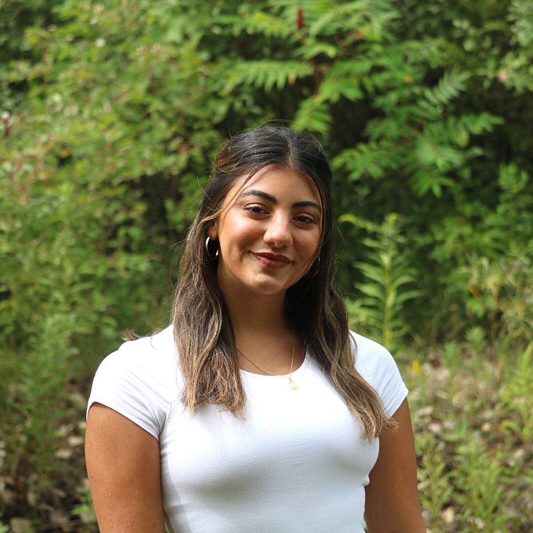 amahort's tweet photo. Welcome Ally DiMenna to the A.M.A. team! Ally is A.M.A.'s new Marketing & Customer Service Associate. Read our interview with Ally here:
https://t.co/DXAp10HAKE
#horttalent #amasolutions #ryersonuniversity #designthinking #marketing #innovation #horticulture #agriculture #ama https://t.co/0t0Hw3G7aH