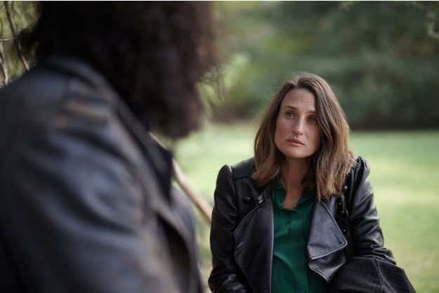 десять процентов франция. 10 процентов сериал камиль. Dix pour cent сериал. десять процентов франция. десять процентов франция.