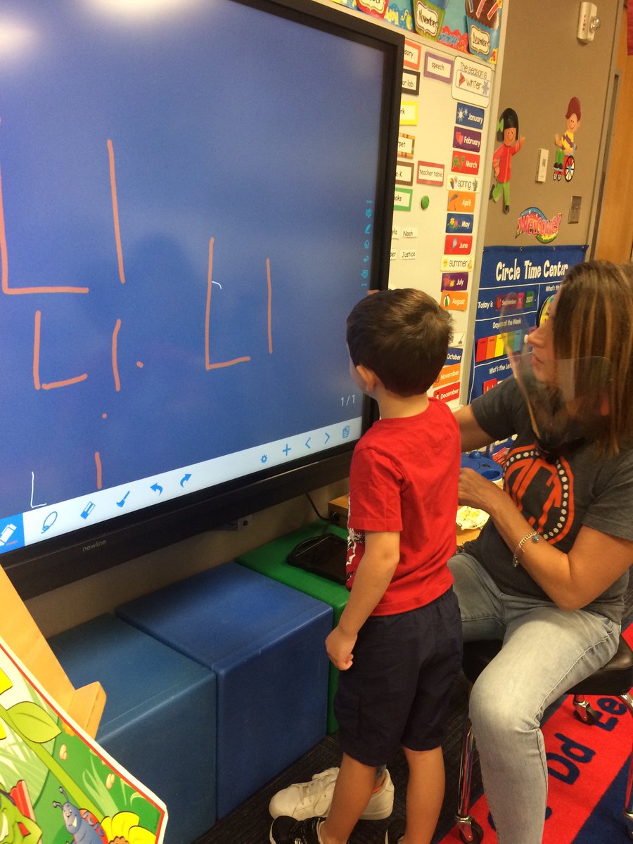 We are writing letter Ll on our interactive display. #oct4u