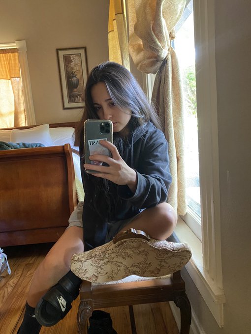 Hey this is Ham h&egrave;re just wanted to say good day to you 🍃 GOOD DAY! https://t.co/MrwXya9Zqq