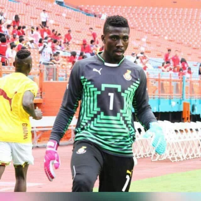 GyamfisColumn's tweet photo. Nkana FC 🇹🇲 have forked out $15,000 of the money it owes former Goalkeeper Stephen Adams 🇬🇭 after the club wrongfully terminated his contract.

They have  $15,000 more to pay him. 

The former Aduana Stars goalkeeper  has confirmed that he has received the part payment. https://t.co/IaPNEIZ4Ex