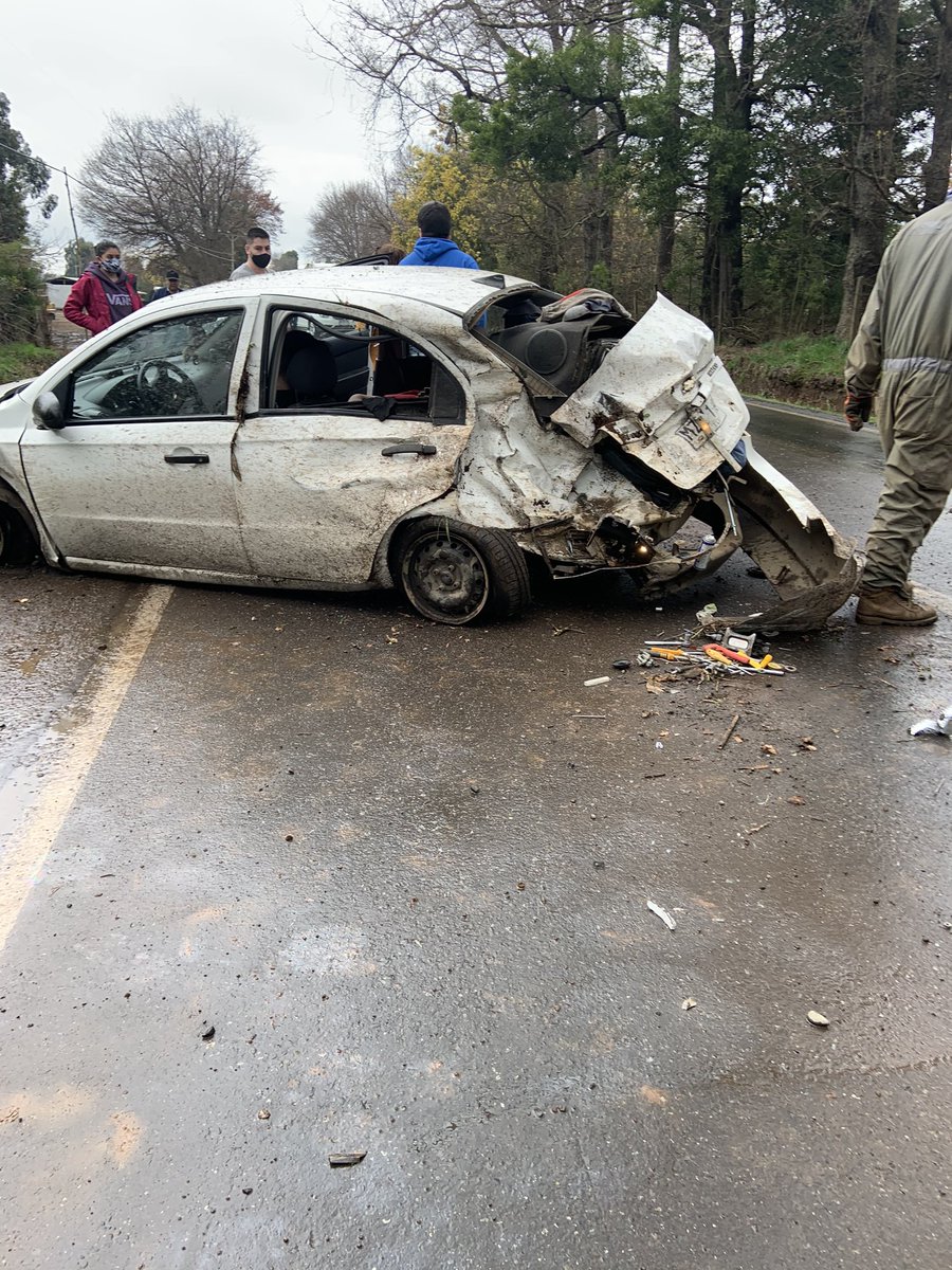 richisoft's tweet photo. #traguen #victoria accidente 3 personas lesionadas https://t.co/HWDQiTNBMR