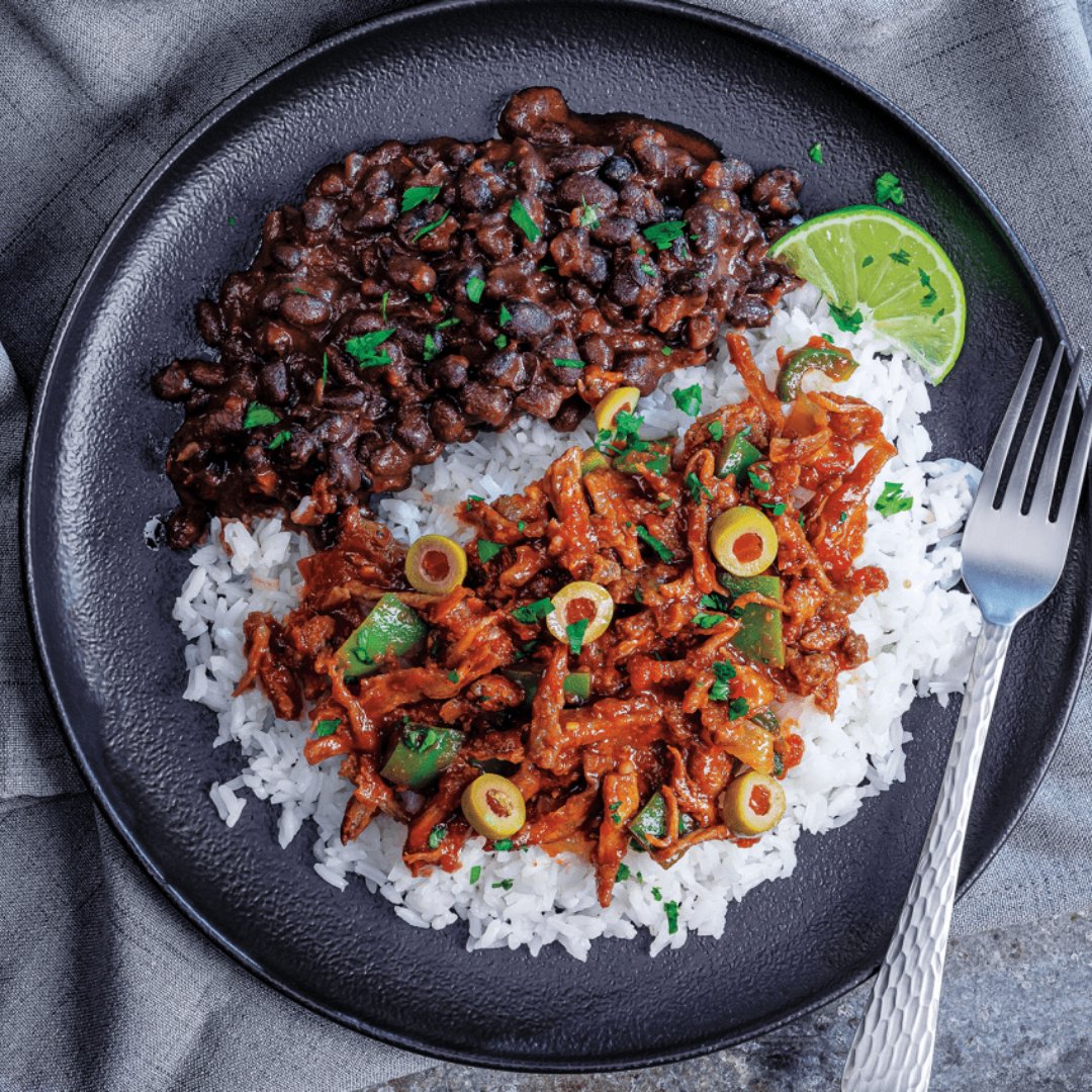 Sysco_NTX's tweet photo. Fall in love with this savory Latin Dish featuring our Sysco Simply plant-based protein!

👉 Click the link for the recipe. https://t.co/2Zt0c0OVFA

#SyscoKnowsFresh #SyscoSimply #LatinDishes #CleanEating #Protein #PlantBasedProtein #Healthy #Foodstagram #Latin #Sysco https://t.co/7zC8oV8x0R