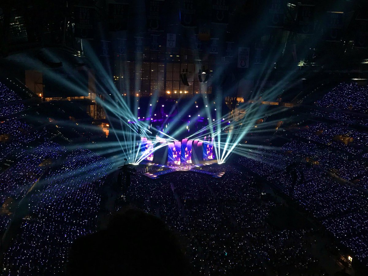 meganmr's tweet photo. My last @taylorswift13 concert was two years ago 😭 #reptourindy https://t.co/AfOE1Grr31