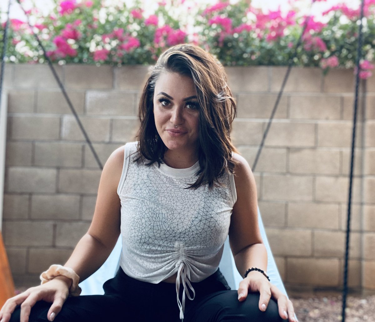 SoulNaked_CEO's tweet photo. Your reality has no choice but to match your vibe ✨✨ 

you have a choice to focus only on the feelings and energy of what you desire &amp; where you’re going already. Choose to FEEL it occurring now. This is a powerful choice- release the rest. #choosecoconsciously https://t.co/hfB8Rg9rYD
