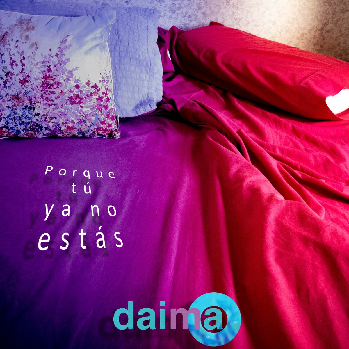 Daima_Duo's tweet photo. Tenemos alguna cosilla grabada antigua, así que muy pronto, sacaremos una canción que estaba guardada en el cajón. Tenía pensado un video muy especial, y al final saldrá sin video (solo VideoLyric) "Porque tú ya no estás". Ah!! Si no pasa nada, este año también habrá NaviDaima😜 https://t.co/7aackUXE9M