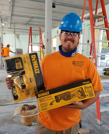 WalkerMechanic2's tweet photo. Many congrats to Paxton Vineyard for winning August's Tool Box Talk Question Prize!  #walkerworkersworkwonders #SafetyFirst https://t.co/fvzvVhiYhp