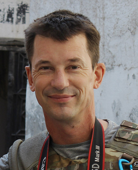 British freelance photojournalist  #JohnCantlie was abducted by Islamic State group in  #Idlib,  #Syria on November 22, 2012. His whereabouts remain unknown. He is  #MissingNotForgotten. @CantlieUK  #FreeJohnCantlie  https://cpj.org/data/people/john-cantlie/