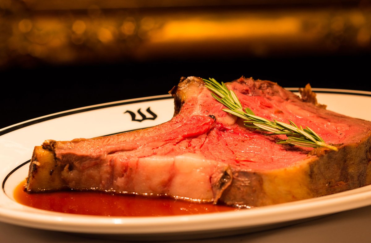 WebersA2's tweet photo. Apply a $30 dinner credit per night for an additional $15 per night. Dinner credit can be used towards food and beverage charges at Weber’s Restaurant or through room service. Some restrictions apply! #Webers #AnnArborRestaurant https://t.co/McDe6YhEbM https://t.co/yk6U8ccAgJ