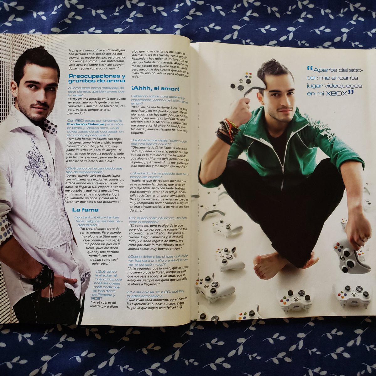 RevistasCDsYMas's tweet photo. Revista 15a20 @ponchohd
CÓMPRALA AQUÍ👉https://t.co/5mUxFeMf0o
#AlfonsoHerrera #PonchoHerrera #RBD #Rebelde #rbdlafamilia #motel #RodrigoDavila #mathewfox #lost #JustinHartley #smallville #justintimberlake #johnnydeep #jaydelacueva #Moderatto #robbiewilliams #mychemicalromance https://t.co/KejX9tEOM9