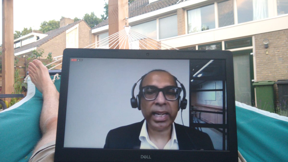 Collega NVKF bestuurslid Erwin Baas weet hoe je het nuttige met het aangename verenigt. Deel 2 van het AI webinar van <a href="/de_specialisten/">Federatie Medisch Specialisten</a> met interessante presentatie van <a href="/ManeeshJuneja/">Maneesh Juneja</a> #digitalhealthfuturist over de digitale voelsprieten van de dokter buiten de spreekkamer.