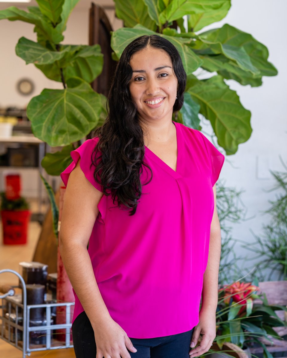 Excellent service and perfect arrangements. Work with us, and you'll always know what to expect.