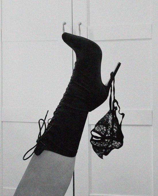 Free OnlyFans_Sofia ∿ Top 6.3% 🍑👀's pics and videos - Eh vPgHX0AAJWl5 jpg:small image 2