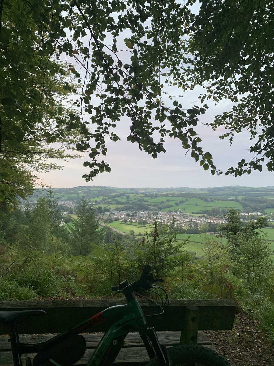 oemetcalfe's tweet image. Ar y beic heno spin sydyn #llanrychwyn #llyngeirionydd #llynparc