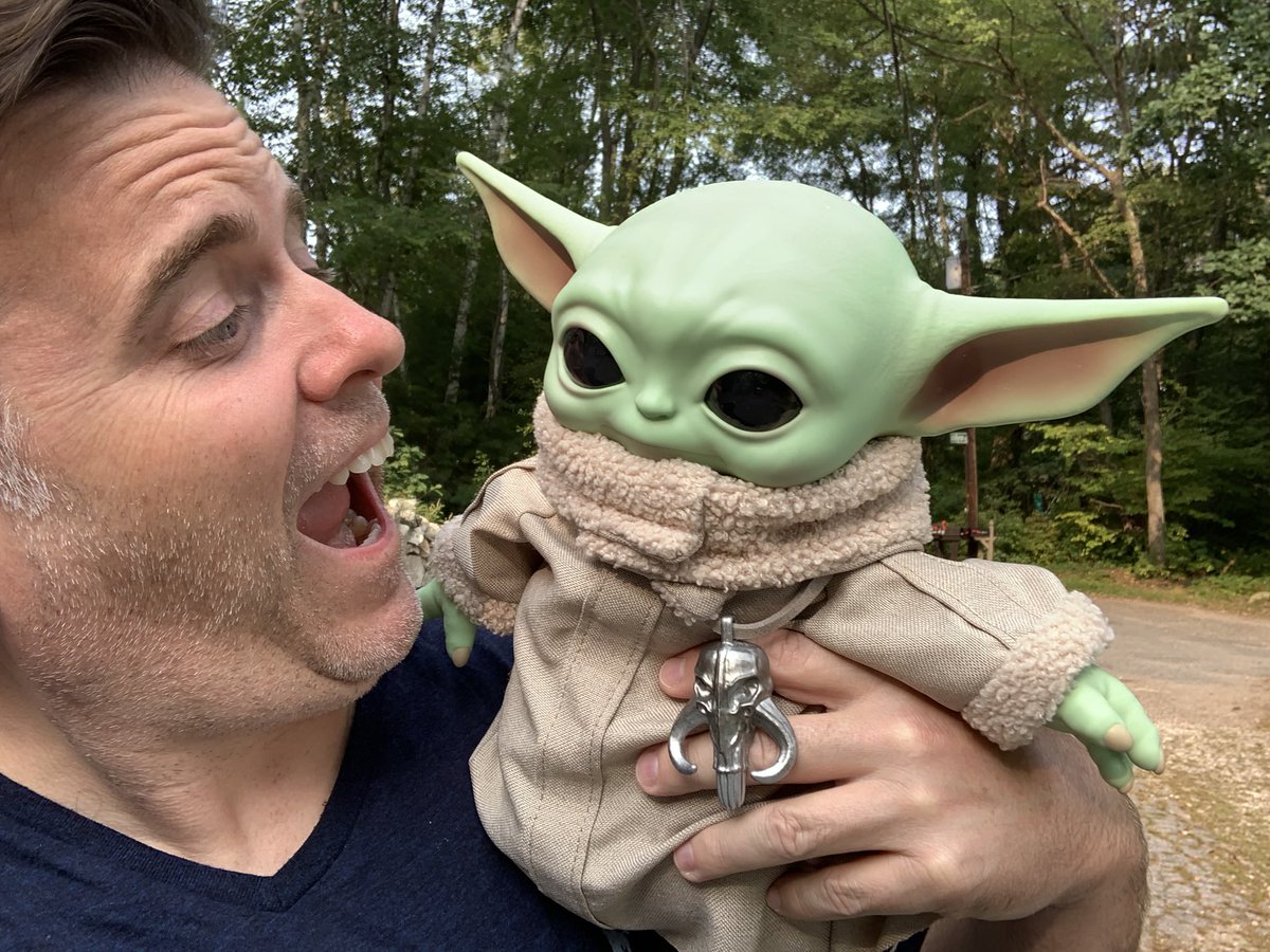 gerardbaer's tweet photo. The Child. That is all. #taoswf #broaxium https://t.co/p0KXAhigXT