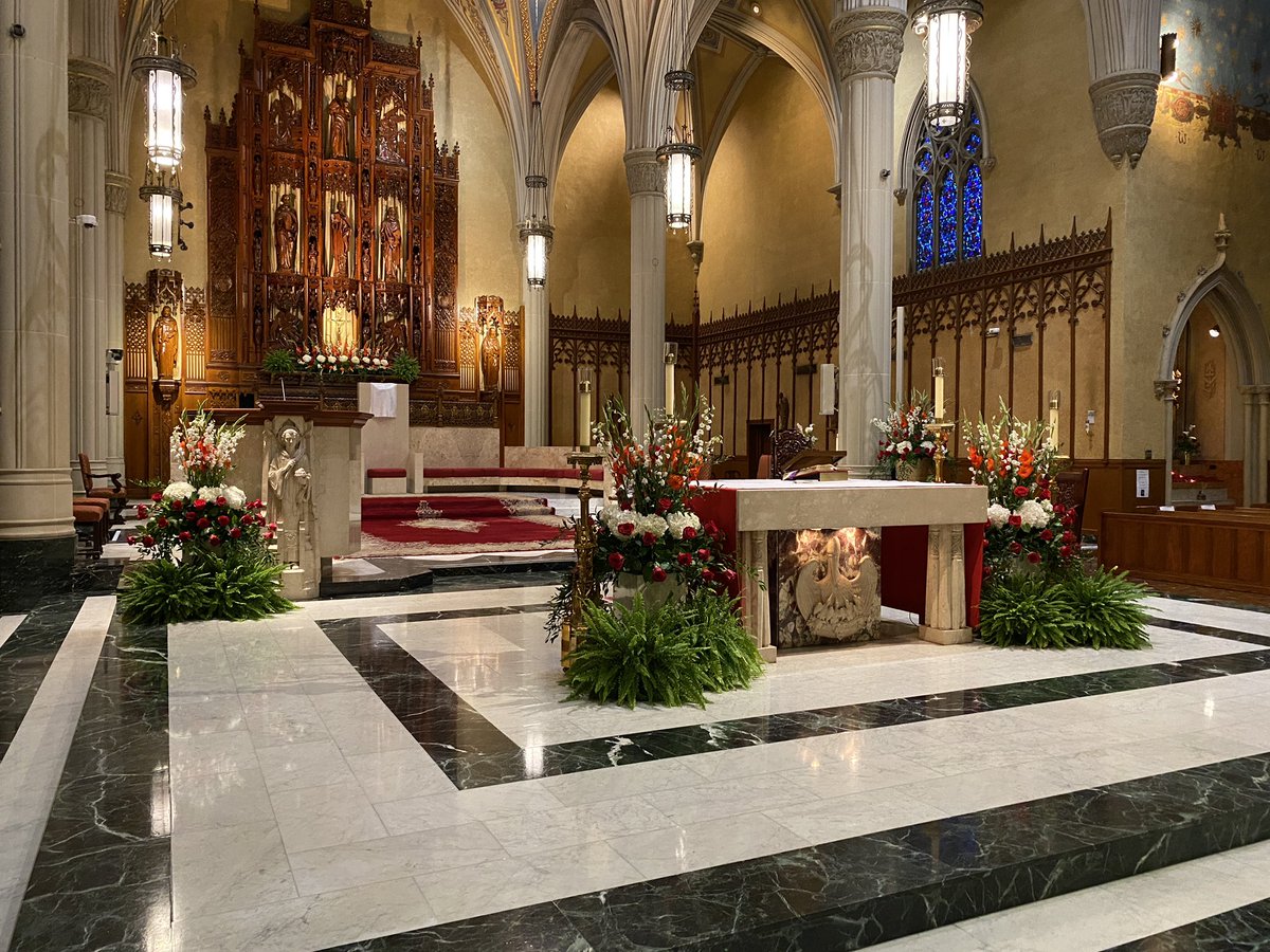 DIOCESEofCLE's tweet photo. Final preparations are underway for tomorrow's installation of @BishopMalesic as the 12th bishop of Cleveland.  Watch live at 2pm on our website (https://t.co/gT1CTf5dSw).  Thanks to the @SOCHealthSystem and their generosity for making the livestream possible. https://t.co/ZDNAVewolY