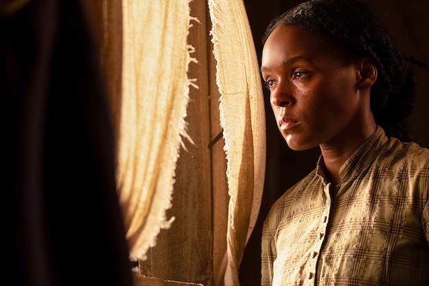 Antebellum [54] metacritic.com/movie/antebell…
The Hollywood Reporter's Jourdain Searles: "Antebellum is undone by a lack of empathy and emotion. It has no real perspective on the past and thus fails to make any real impact on the present."
