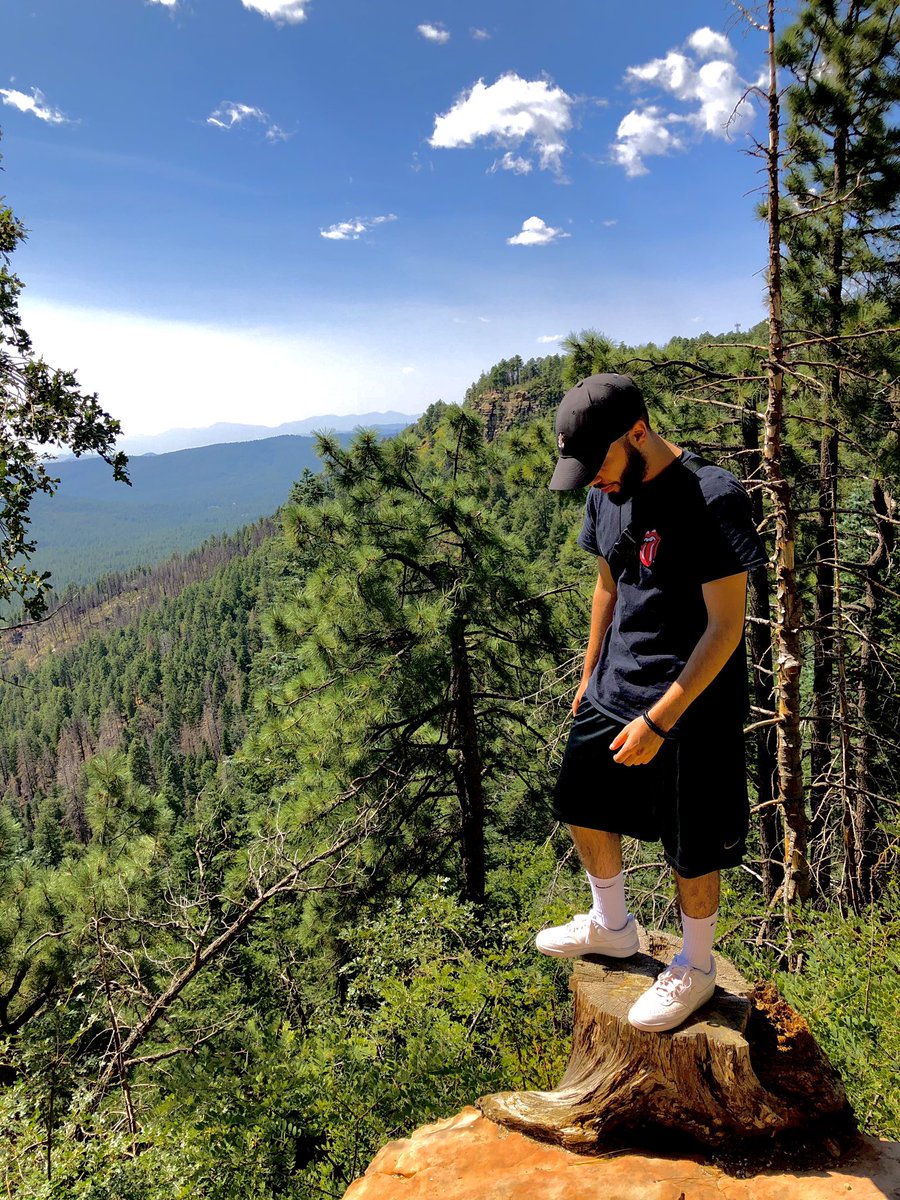 RAUL_ASAP's tweet photo. Felt like Ric Flair around all this nature 🌲😛🌤 https://t.co/ySoz7haxzb
