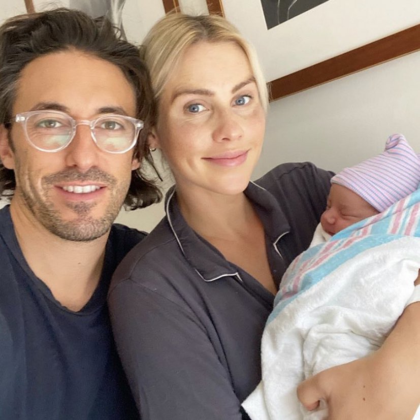 badpostclaires's tweet photo. Congratulations to Claire and her husband on the birth of their baby girl Elle 💗 https://t.co/nsMEFFw24J