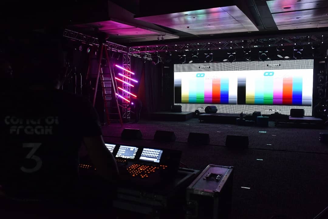BOmm_Bogota's tweet photo. Sabemos que te gusta el contenido de calidad 😉 por eso este año traemos presentaciones de 19 de los mejores artistas y bandas del país 🔥 Muy pendientes de nuestros #BOmmShowcase y de toda nuestra programación.
#BOmm2020 https://t.co/IfD4ErAn5I