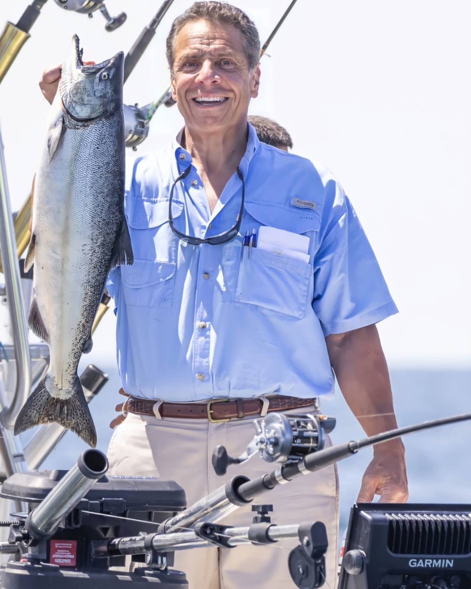 andrewcuomostan's tweet photo. 🎣
(Old pictures)
#sundayfunday #andrewcuomo #GovernorAndrewCuomo #GovernorCuomo #nygovcuomo #luvgov #cooldudeinaloosemood #cuomosexual #ifishny #nyfishing #fishny https://t.co/0ZQDZfixmV