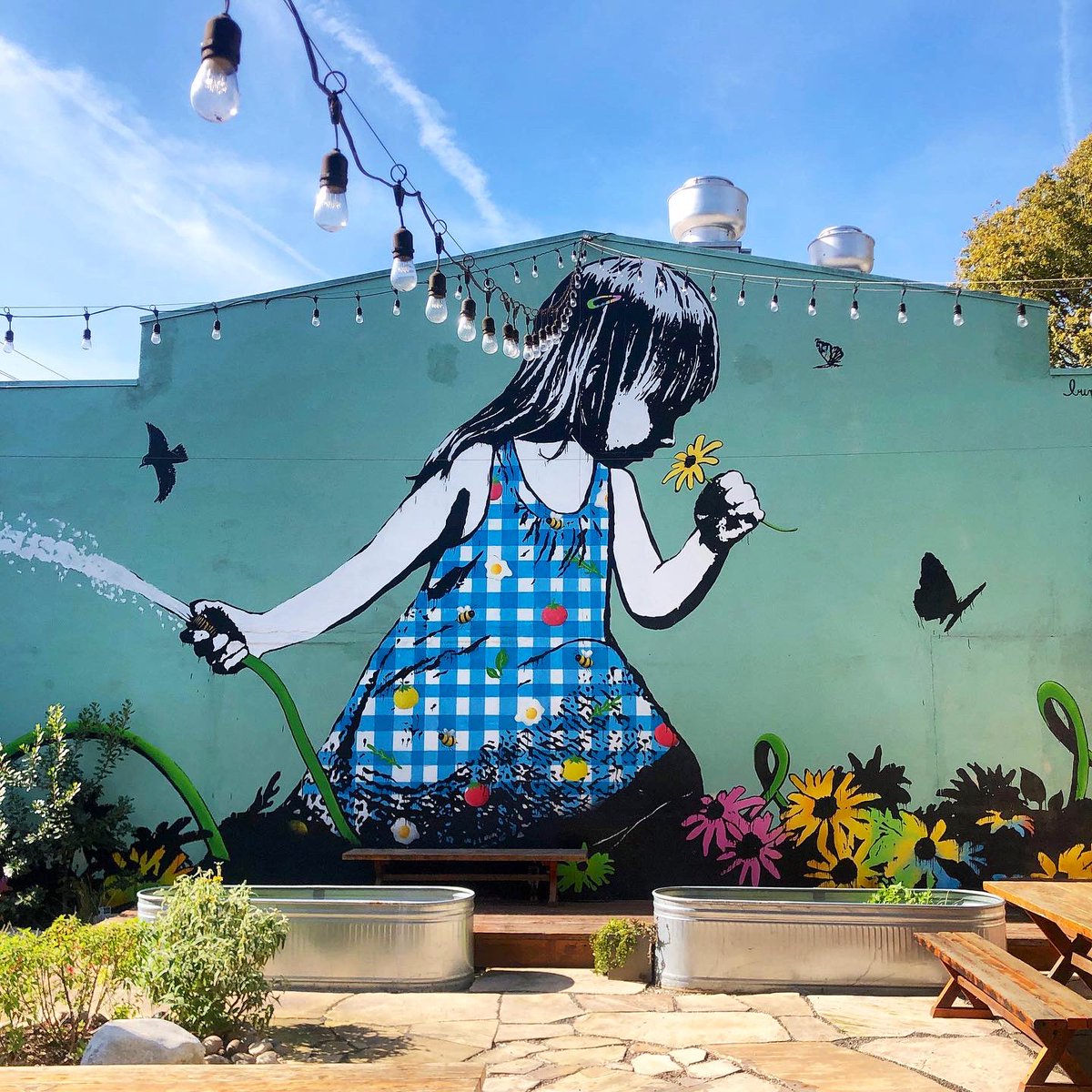 TheGraffHunter's tweet photo. Bumblebeelovesyou (2018)
#TheGraffitiHunterarchive https://t.co/8Lt2Lrw635
