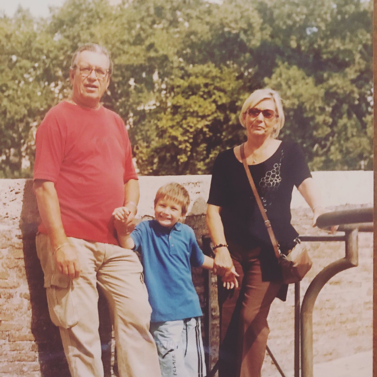 Here is a picture of freshman Lorenzo Donadio with his grandparents on #NationalGrandparentsDay! 

#AUMBB | #AUEagles🦅🏀