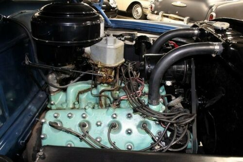 Mercomatic's tweet photo. 1949 #Mercury 2-Dr Coupe; 255 cid #Flathead V-8, 2 bbl, 110 hp; 3-speed manual; Bob #Gregorie was the main design architect in this era, leaving behind running boards and pontoon fenders and entering a period of integrated front fenders flowing gracefully into buxom slab sides. https://t.co/EhLlihasyn
