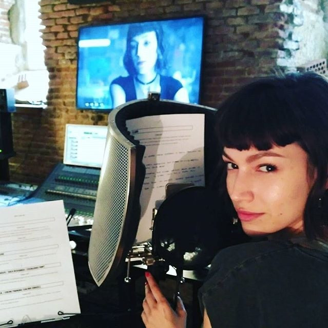 casadepapelpt's tweet photo. A verdade é que a minha @ursulolita é a melhor narradora que pode haver. 🤩
La verdad es que la mia @ursulolita es la mejor narradora que puede haver. 🤩
The truth is that my @ursulolita is the best narrator there is. 🤩
#LCDP #lcdp1 #tokiolacasadepapel #LCDP4 #LCDP5 https://t.co/Kd6uiMG84v