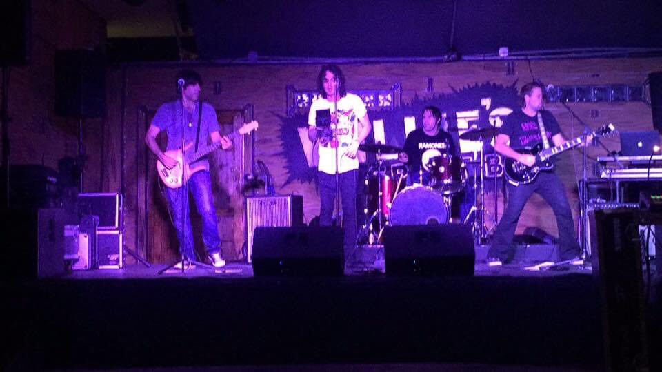 rickdeliz's tweet photo. #TB (2013-present) Performed w/ #DonRamones - @RamonesOfficial Tribute in Puerto Rico https://t.co/kf8v3bnRA1 https://t.co/ZyXksgwVcd