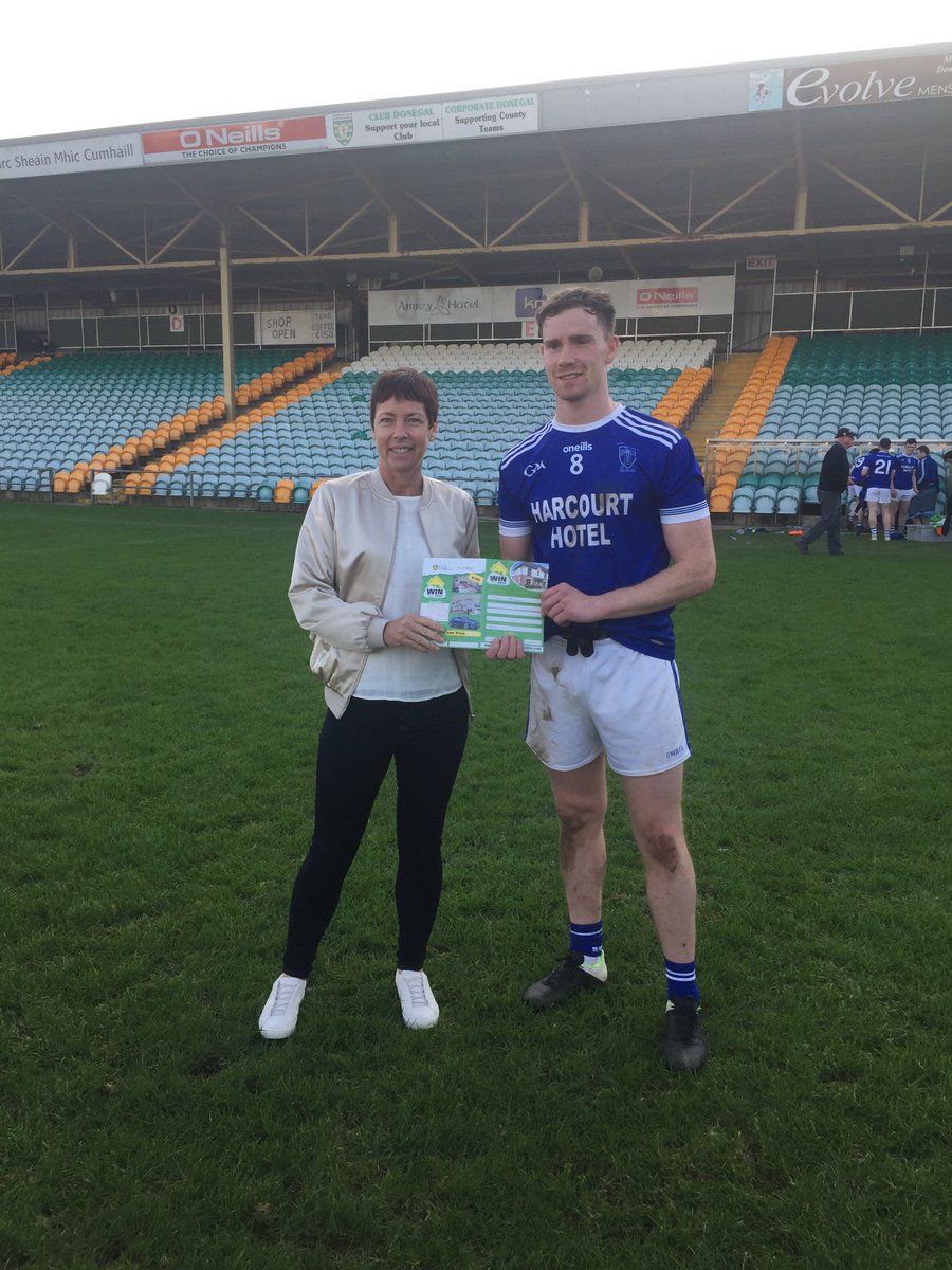 Maith an fear Ciaran Thompson ⁦<a href="/NaomhConaillGAA/">Naomh Conaill GAA</a>⁩ . Man of the Match today and scorer of the winning point with Elizabeth MacIntyre ⁦<a href="/Allinghamarms/">Allingham Arms Hotel</a>⁩