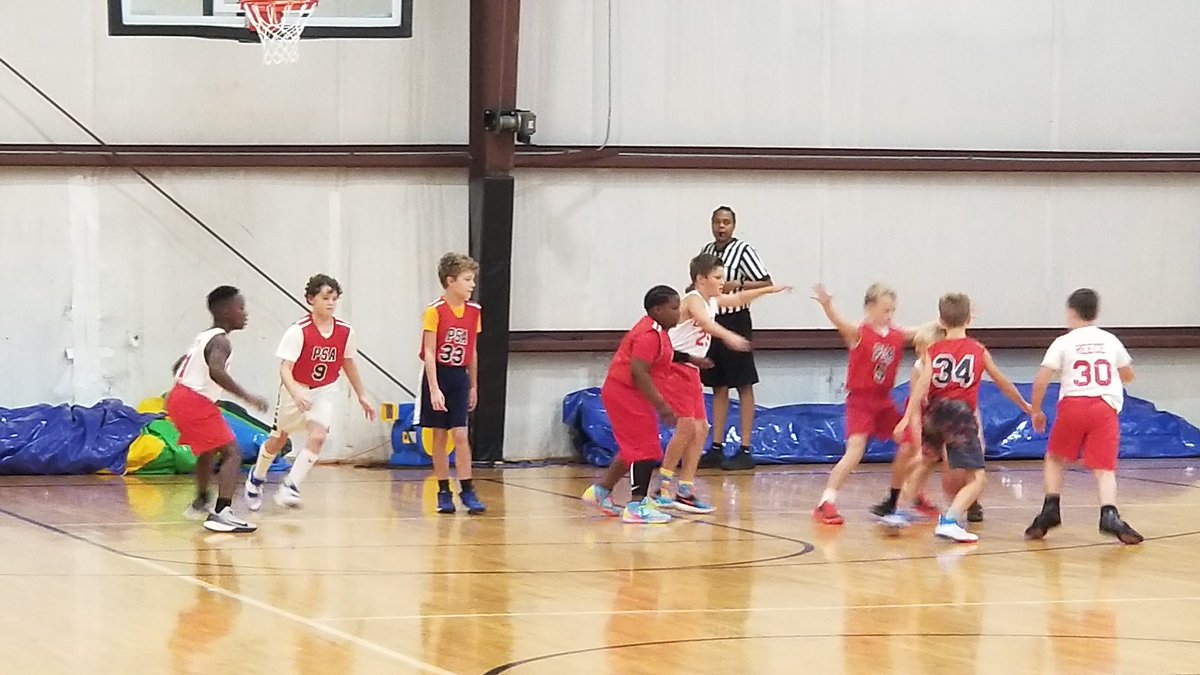 sjcbasketball's tweet photo. Really nice to get out and watch our 3rd thru 5th graders get out and play!! #funwatching https://t.co/rqtWV9ir2G