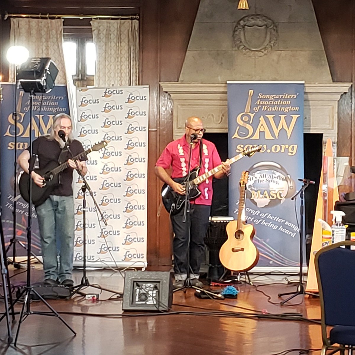 TPFolkFestival's tweet photo. Are you watching? @robilyaimy and @rowancorbett livestreaming now from TPFF Facebook page https://t.co/SkF7lq3rsI