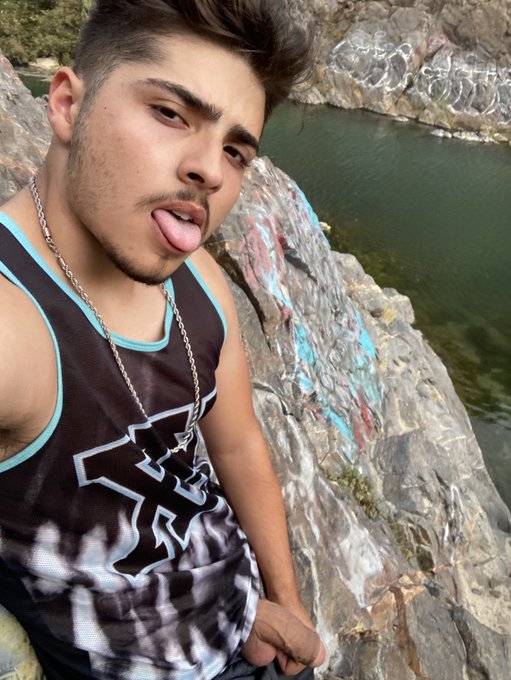 Watch Heavy pole's leaked NSFW photo on TwXstars