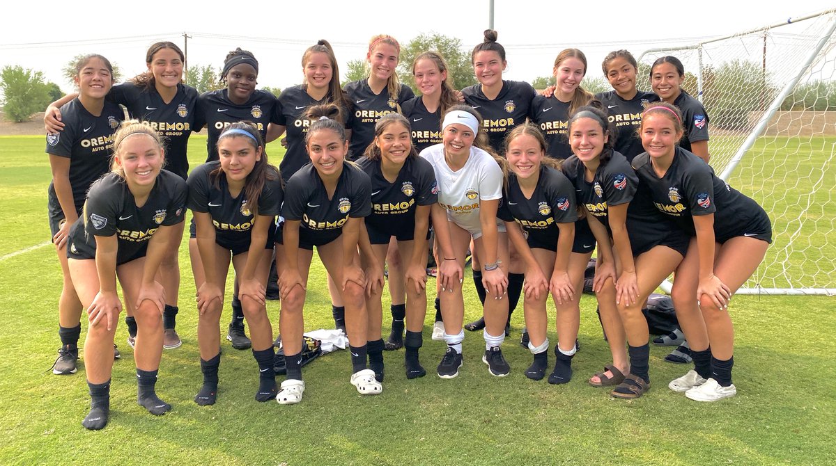 MountainFutbol's tweet photo. Congratulations to our player Yiosselyne "Yoshi" Rubalcava on her trial in the Girls Academy this weekend with SoCal's Top 10 National Club Legends FC. You did fantastic! Big things coming your way young lady. Follow her at @_yoshi167_ (Center Mid - Class of 2022) #elpasostrong https://t.co/GjInD8CPo8