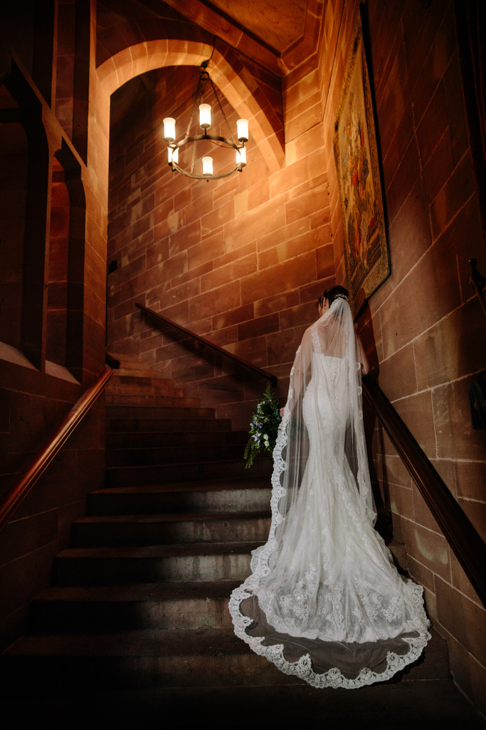 We absolutely LOVE when wedding photographers use our magnificent stairs as a backdrop!😍

Calling all Peckforton Brides! Tag us in your photos📸

Captured by @smhphoto_cheshire