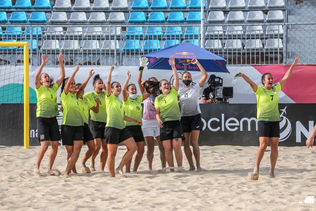 !ENHORABUENA! Gracias por hacernos sentir en todo momento parte de esta increíble experiencia. Os merecéis todo lo bueno que os pase. Esto tan solo es el principio de todo lo bueno que nos viene. JUNTAS SOMOS UNA! 💚⚽🏖️
@CFFCaceres
#Nazare2020