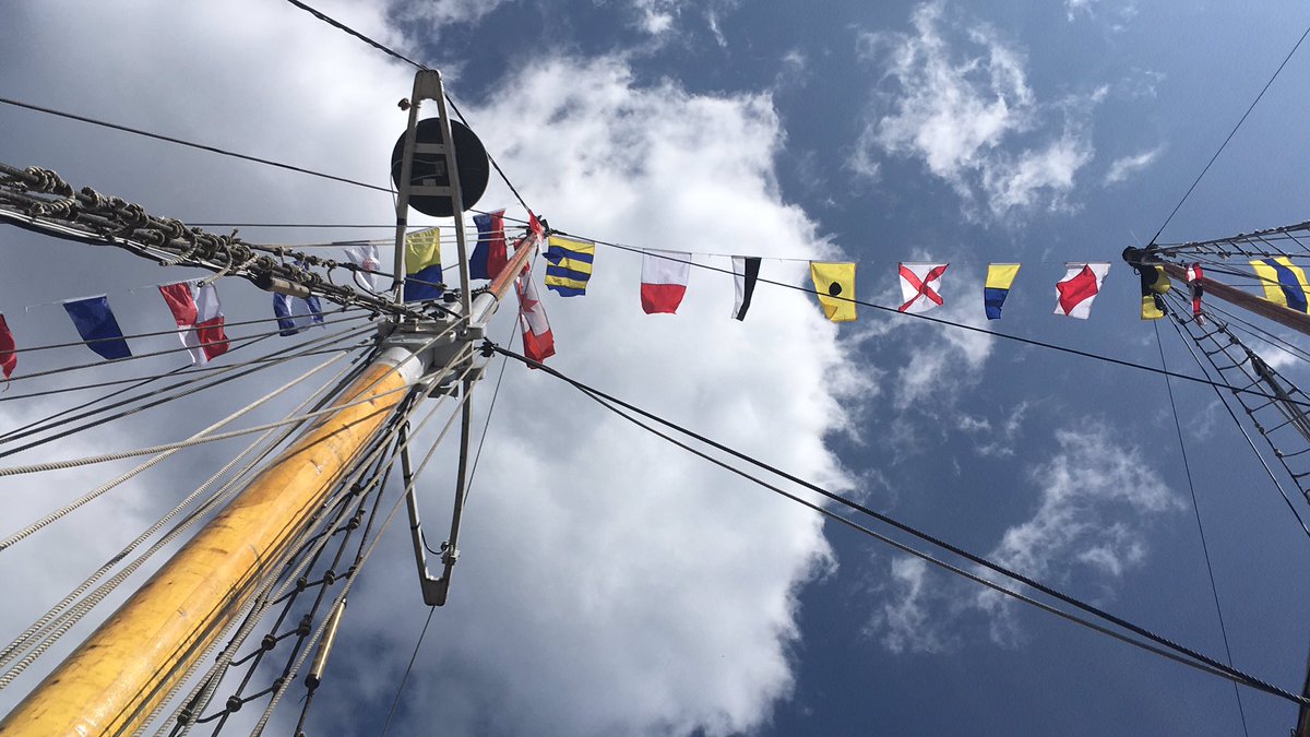 brigs_sailing's tweet photo. Open house day 2 of 2 at Harbour West Marina @HOPAports. Great to meet our neighbours and see so many new faces on board! #openboat #sailtraining https://t.co/fgxCTBqtLF
